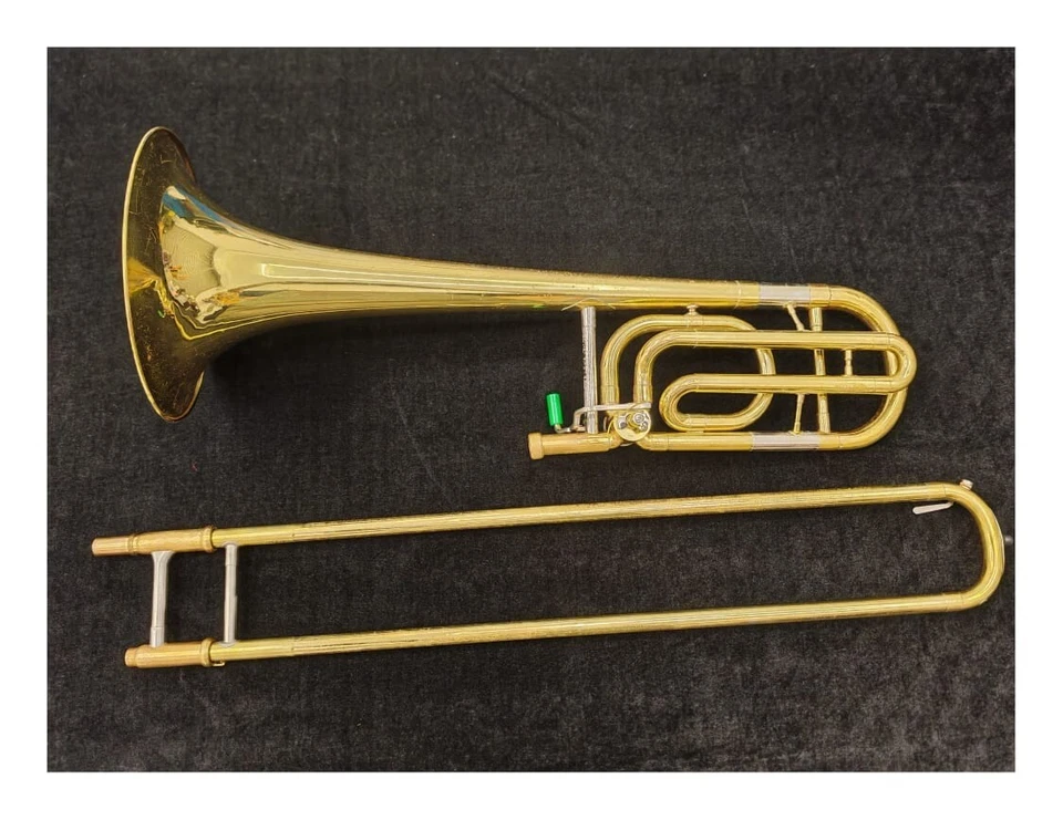 Yamaha Bass Trombone YBL-322 - Image 4 of 4