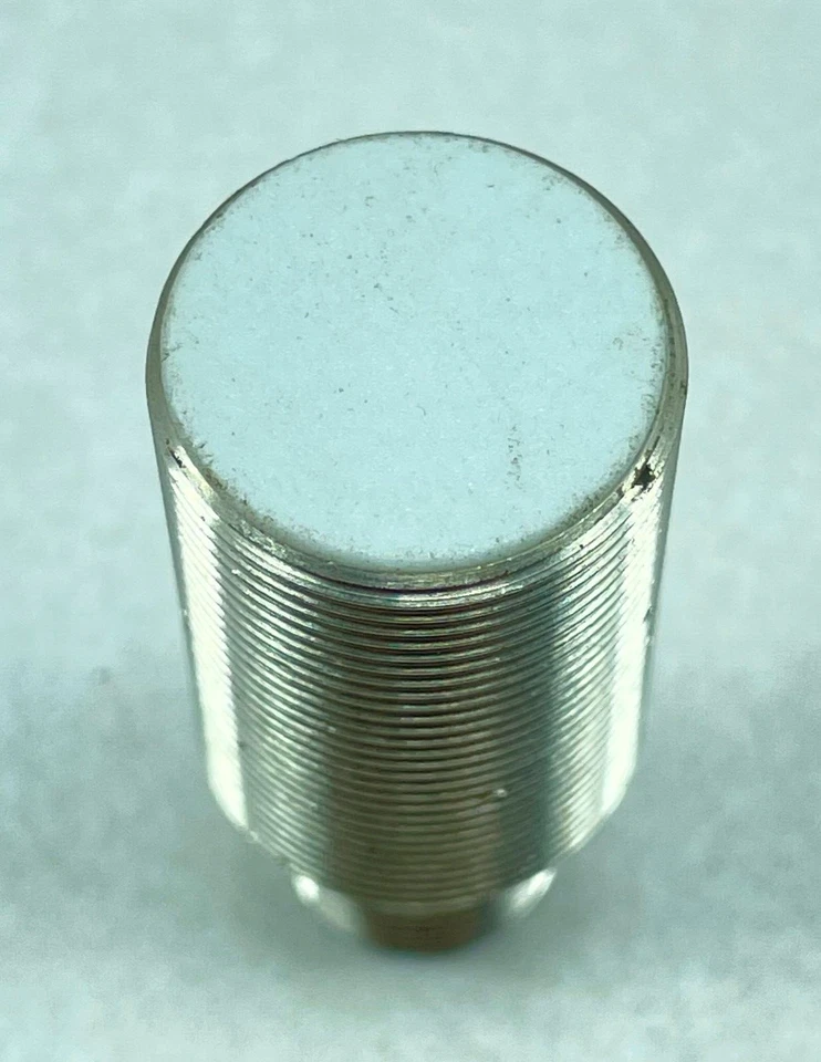 Balluff BES00R6 BES 516-326-E5-C-S4 Standard Inductive Sensor 5MM Range PNP 4pin - Image 4 of 4