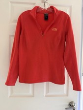 North Face Women s Red Quarter-Zip Fleece Pullover , Size Small