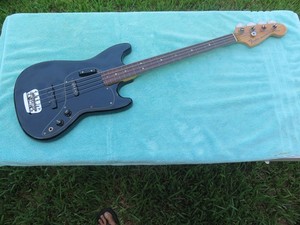 1978 Fender Musicmaster Bass Made in USA READ!! Modified Fretless Refin no resr