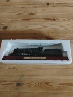 Atlas Editions King Class GWR Die-Cast Steam Train On Wooden Plinth - 9''