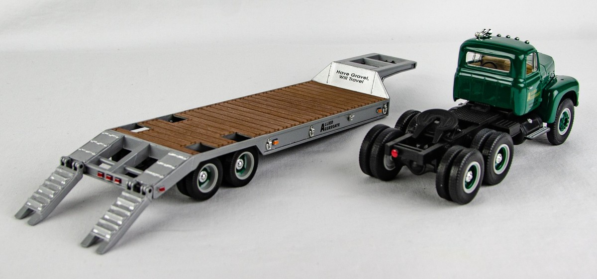 First Gear 1959 International RF-200 Lowboy Allied Aggregated 1:34