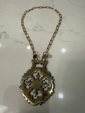 ANTIQUE ENGLISH HORSE BRASS ORNAMENT MEDALLION PENDANT WITH GOLD COLORED CHAIN