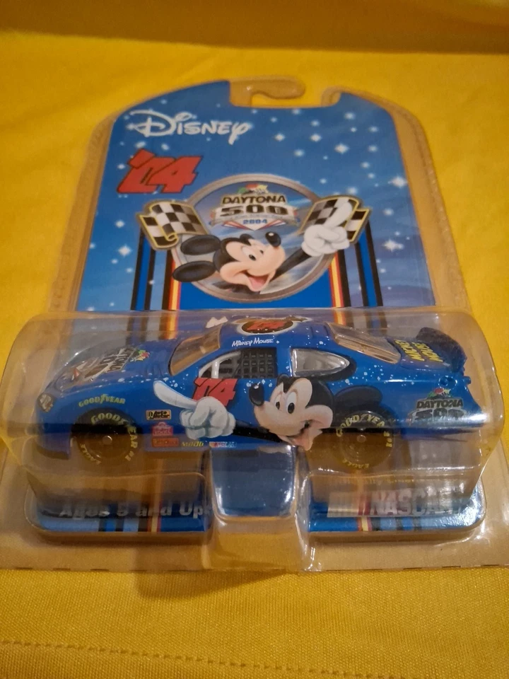 Disney NASCAR Daytona 500 Car Mickey Mouse 2004 🔥E - Image 2 of 4