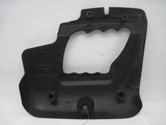 PLASTIC ENGINE COVER Volkswagen Beetle 2001 01 838559 - Изображение 2 из 4