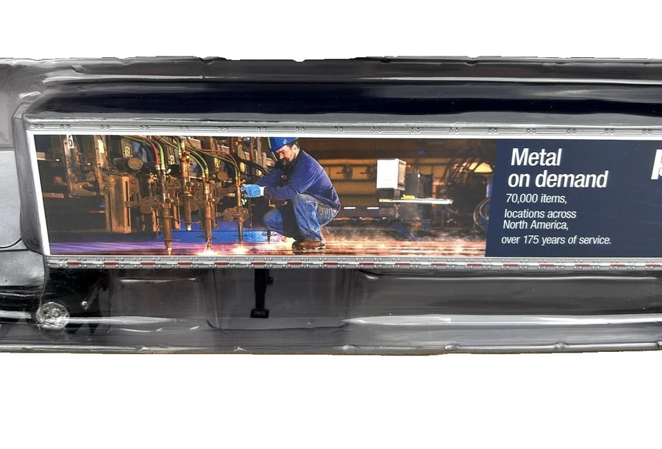 SpecCast Ryerson International 8600 Tractor & Box Trailer Die-Cast Metal 1:64 - Image 3 of 4