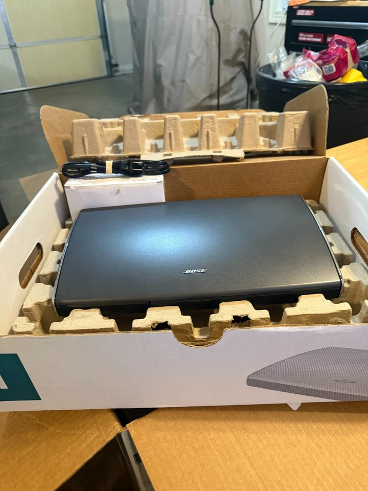 Bose Lifestyle V25 Home Theater System 5.1 Ch HD Very Nice Condition - Image 3 of 4