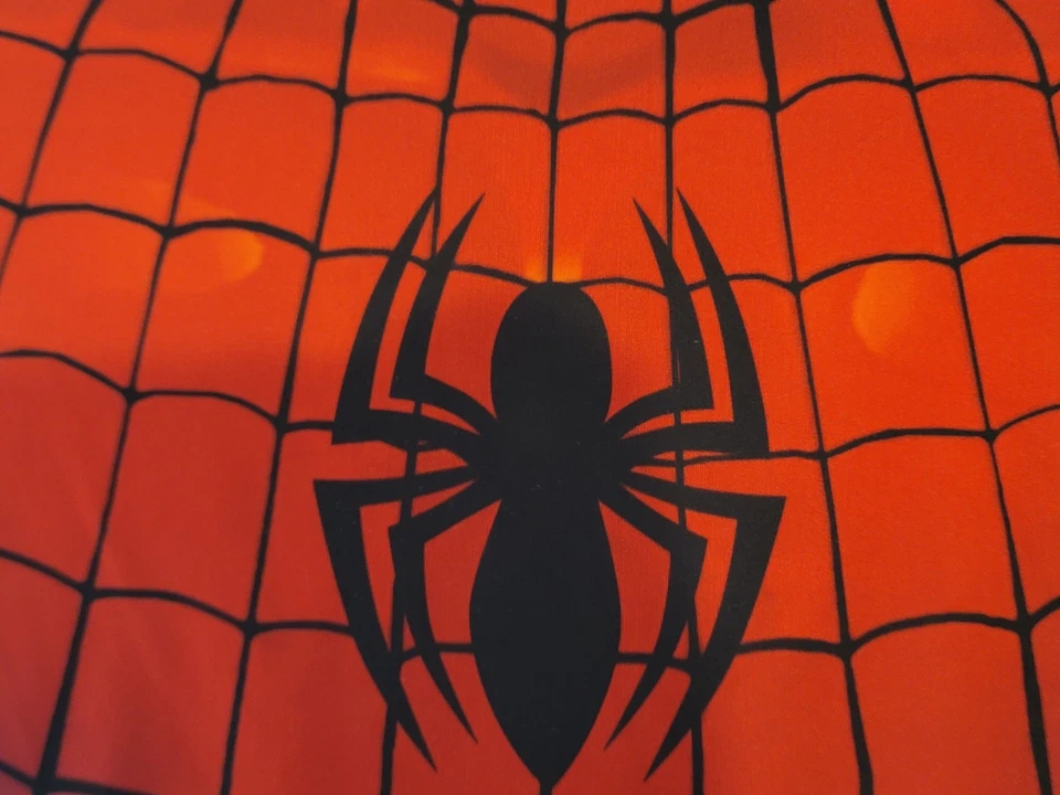 Camiseta Under Armour Spiderman niño talla (MJD) Foto 4 de 4