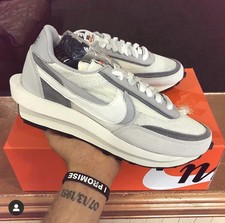 nike waffle sacai summit white