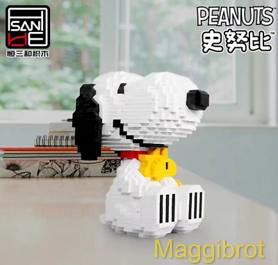 HSANHE Peanuts Snoopy (mit Woodstock) Kult Comicfigur Mini Klemmbausteine Set 1605+ pcs
