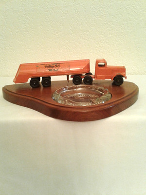 Vintage Phillips 66 Promotional Desk Ashtray w/''Ralstoy'' Mack Cab & Trailor