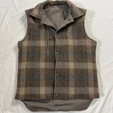 VTG Woolrich 620 Men's Wool Plaid Flannel Reversible Vest M Outdoor Classic