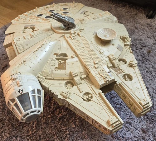 Vintage 1979 Kenner Star Wars Millennium Falcon Spaceship Vehicle – Original