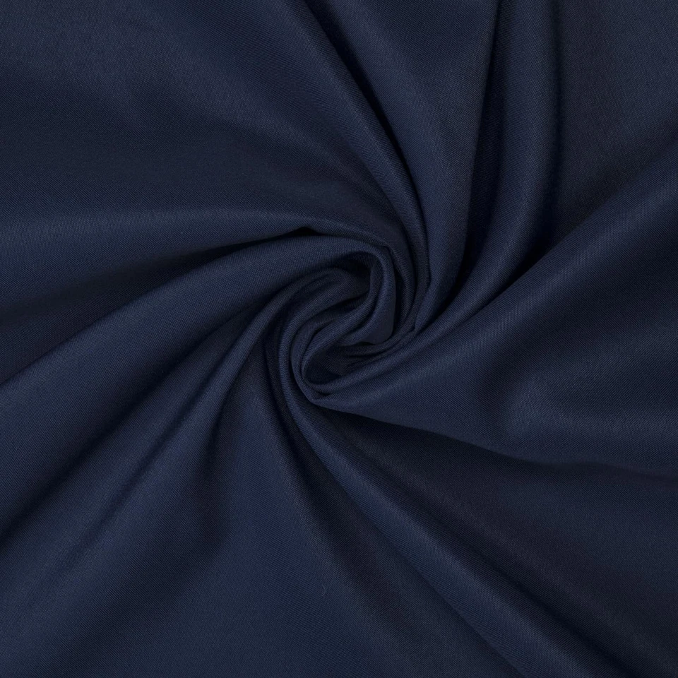 90x132 Inch Navy Blue Rectangular Tablecloth for 6 Foot Tables Machine Washable - Image 4 of 4