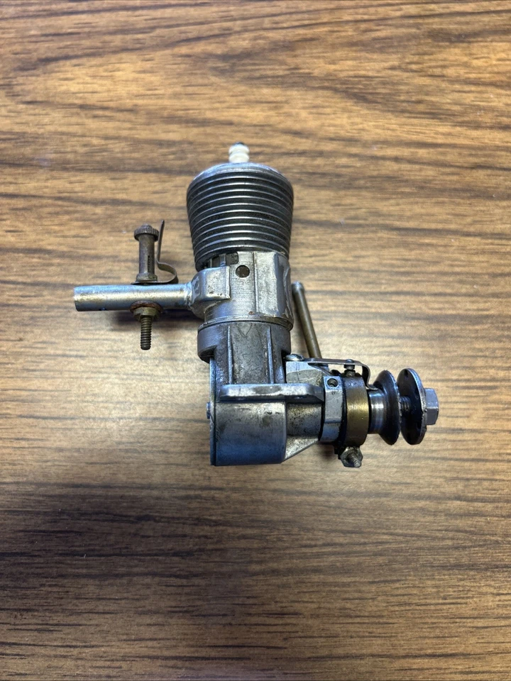 1940 Antique Bunch Mighty Midget Ignition Spark Model Airplane Engine w/Tank M11 - Image 2 of 4