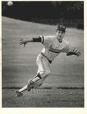 1988 Press Photo Haydenville Legion Baseball Player Brian Hurley Fields Ball