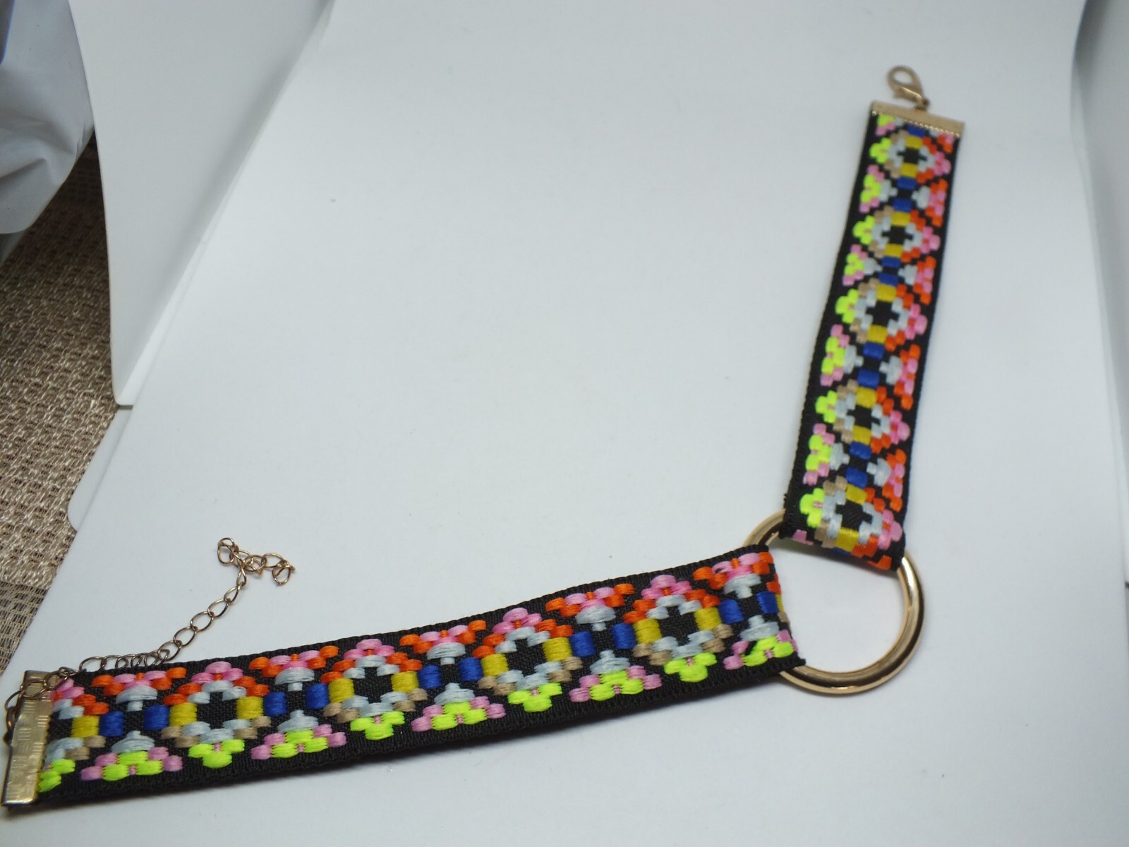 Elegant Handcrafted Gold Tone Ring Ribbon Choker Necklace 1.25