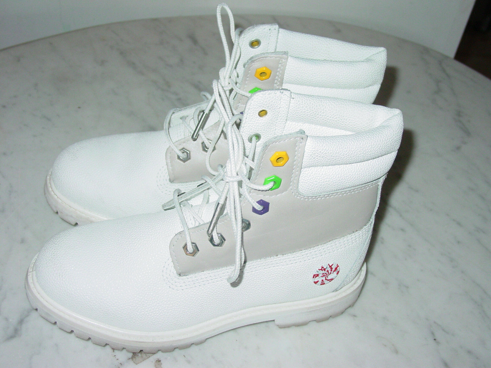 Womens Timberland A1U67 6 Waterville Waterproof Boots, Size 7, Used image 4