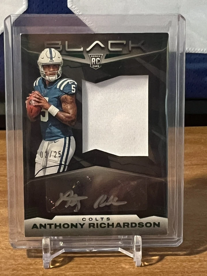 2023 PANINI BLACK ANTHONY RICHARDSON RC /25 GREEN AUTO PATCH AUTOGRAPH RPA #203 - Image 3 of 4