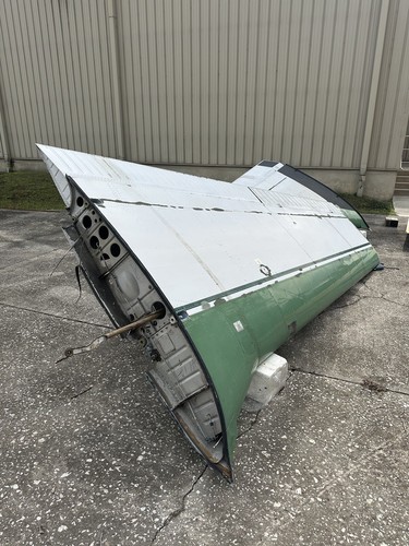 Beechcraft Bonanza F35 LH Wing Assy 35-115001-602 (0000)