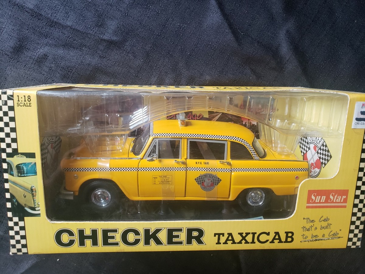 1981 New York Checker Cab 1:18 スケール Sun Star - New York Checker Taxicab (1981, 1:18, Yellow