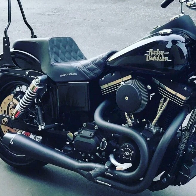 Sawicki 2 into 1 Black Pipe Black Tip Exhaust System Harley Dyna