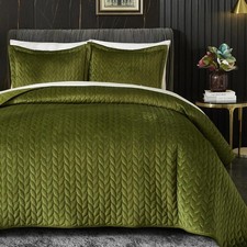 Quilt Queen Size Green Lightweight Velvet Comforter Set Oversized Bedspread