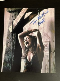 TERI MCMINN SIGNED 8 X 10 PHOTO TEXAS CHAINSAW MASSACRE 1974