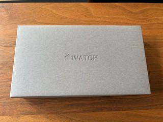 Apple Watch Ultra Serie 3 – Titan Schwarz | 8 Monate alt | Top für Sportler