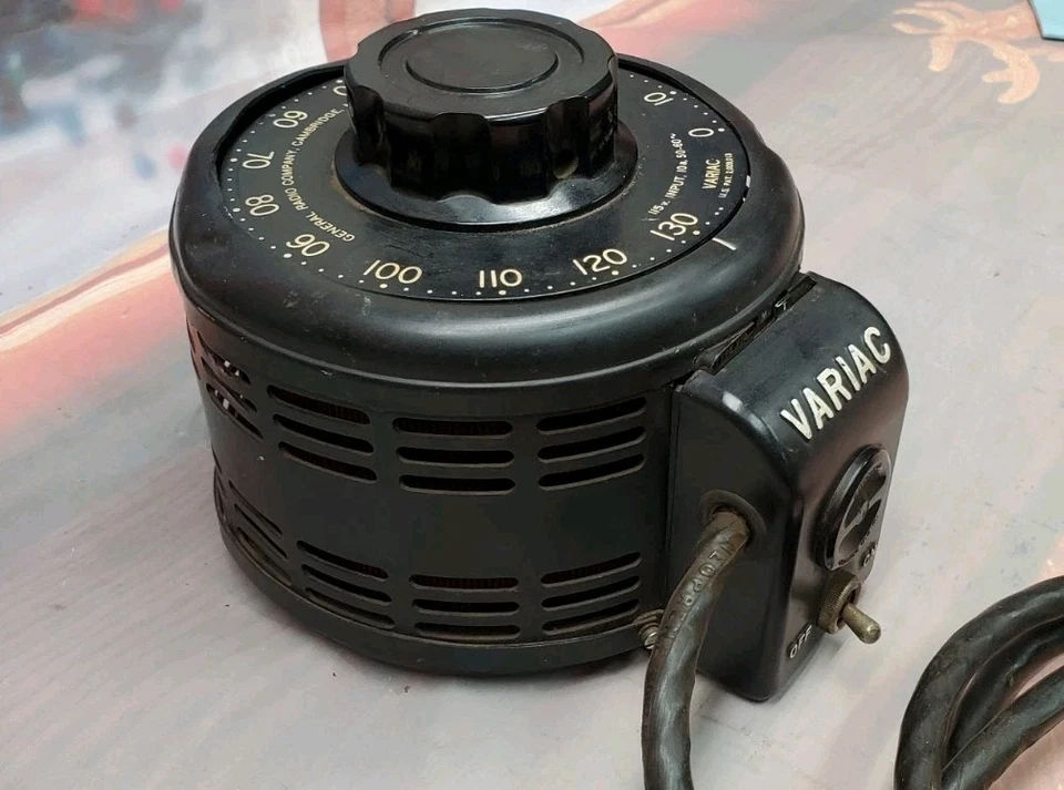 RADIO GENERAL DE COLECCIÓN TIPO V10 M T 10A AUTOTRANSFORMADOR VARIAC - HECHO EN EE. UU. Foto 3 de 4
