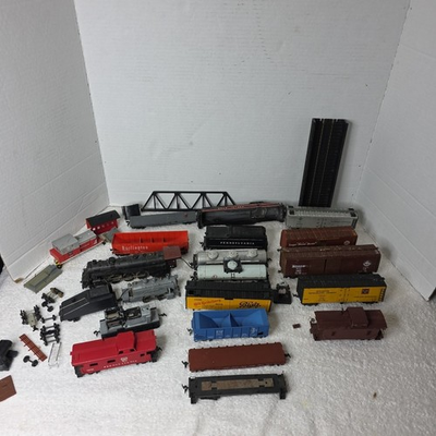 #ad VTG Mantua Steam Locomotives amp; Cargo Carriers Sign Parts And Repair Lot 20READ $89.00