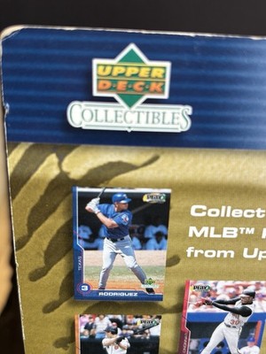 Ichiro Suzuki Upper Deck Sealed PlayMakers Figure 2001 MLB Seattle
