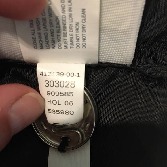 Gap down puffer snap button coat L - image 5