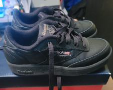 Reebok Club C Kids black sneaker size 12 with box