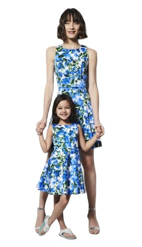Milly Minis Girls Size 5 Fit N Flare White Blue Floral Dress Sleeveless - Picture 2 of 9
