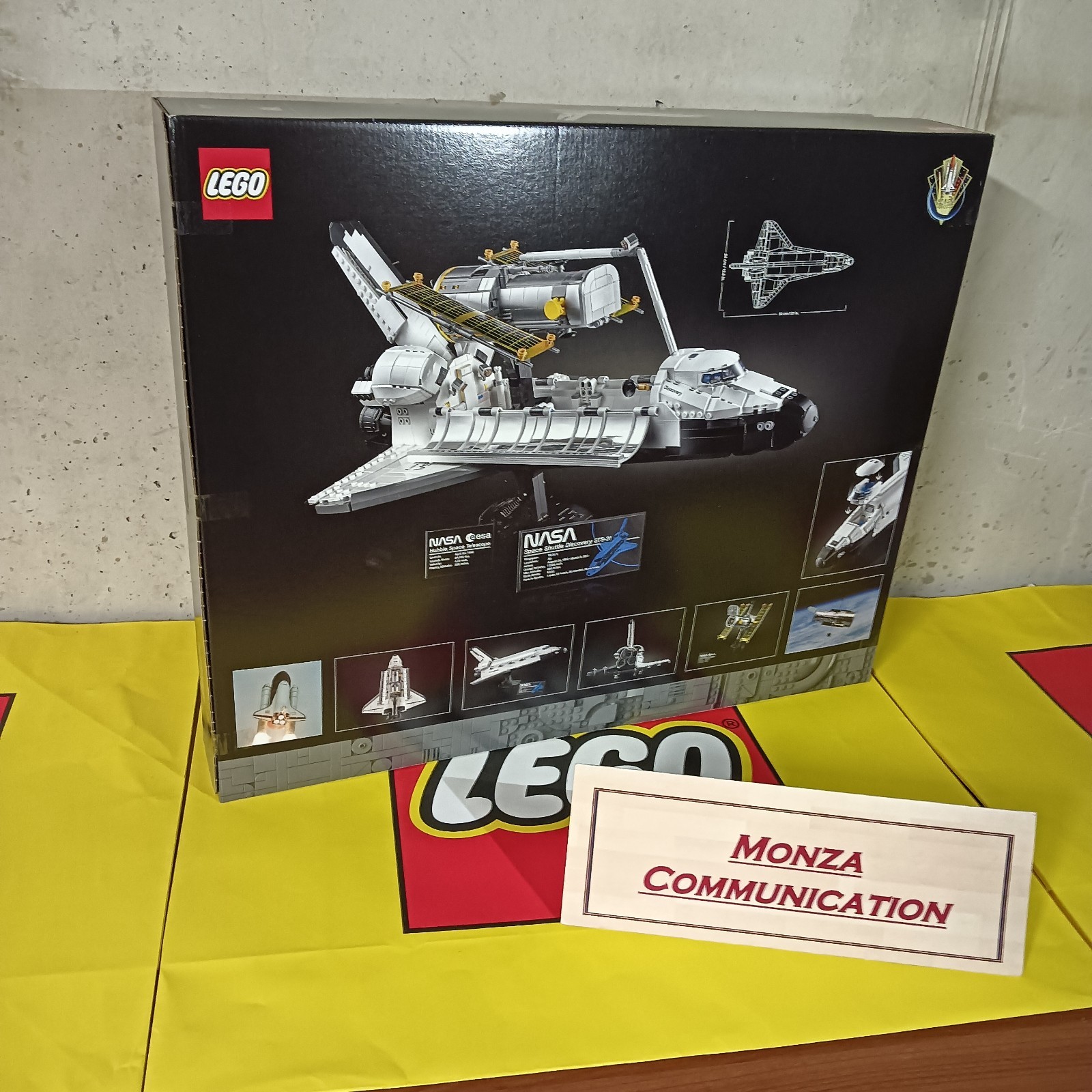 LEGO Icons NASA Space Shuttle Discovery 10283 – Bild 3