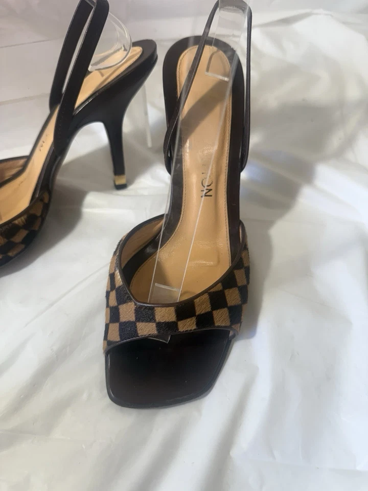 Sandálias Louis Vuitton marrom Damier LV monograma cabelo de cavalo slingback - Imagem 4 de 4