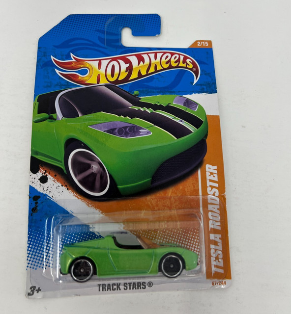 Hot Wheels 2011 Tesla Roadster Track Stars 2/15 Green Car 67/244