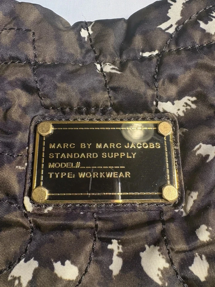 Bolso de Mano Marc By Marc Jacobs Ropa de Trabajo Nylon Acolchado Negro Foto 2 de 3