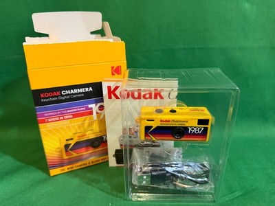 Retro Kodak Fling 1987 Charmera Yellow Mini Digital Camera New in Open Box BX56
