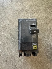 Square D - Homeline 40 Amp Two-Pole Circuit Breaker 240V