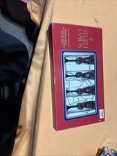 Vintage Miniature Lamp Post With Wreath 4 Pcs Battery Operated Tested Works