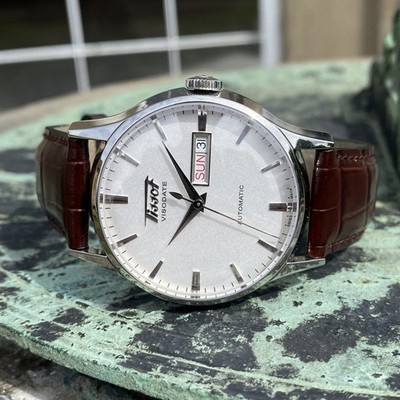 Tissot Heritage Visodate Automatik Uhr 40mm