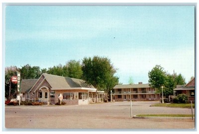 c1960 Erin Swiss Motel Exterior Building Hotel Fremont Nebraska Vintage Postcard