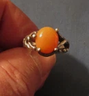 VINTAGE STERLING SILVER WITH ORANGE STONE OPAL ? SIZE 7