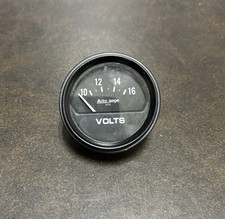 Autometer Auto Gage Voltmeter Gauge Model 2319 10-16 Volts.