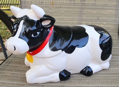 Vintage AMC NY Holstein Ceramic Cow Cookie Jar/ Decorative Piece. 