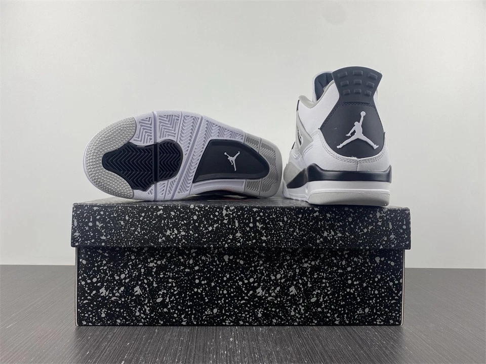 DH6927-111 Air Jordan 4 Retro Military Black White - Image 4 of 4