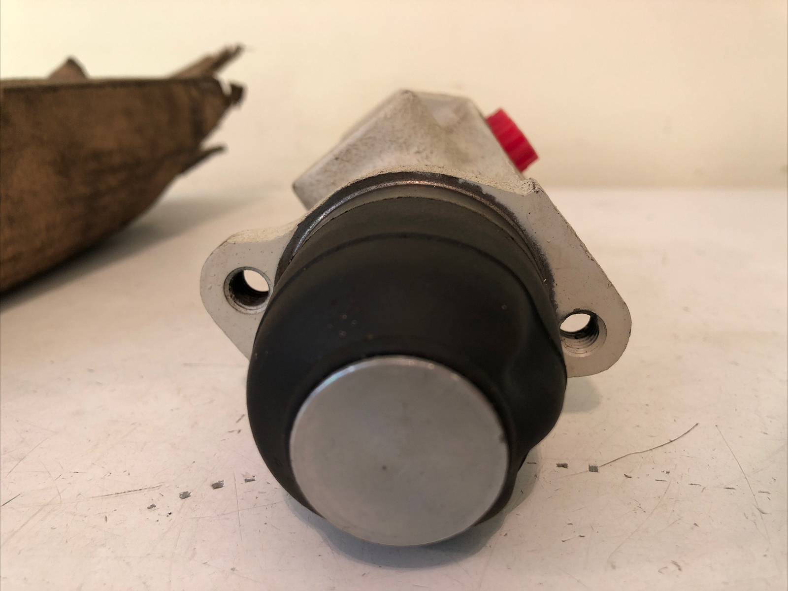 GENUINE JOHN DEERE MANUAL HYDRAULIC BRAKE VALVE AT173073 644G NEW OEM