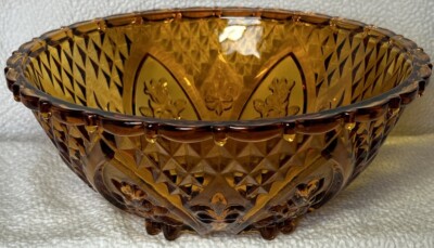 KIG Kedaung Industrial Group Serving Bowl Fleur De Lis Rose Deep Amber 10  EUC